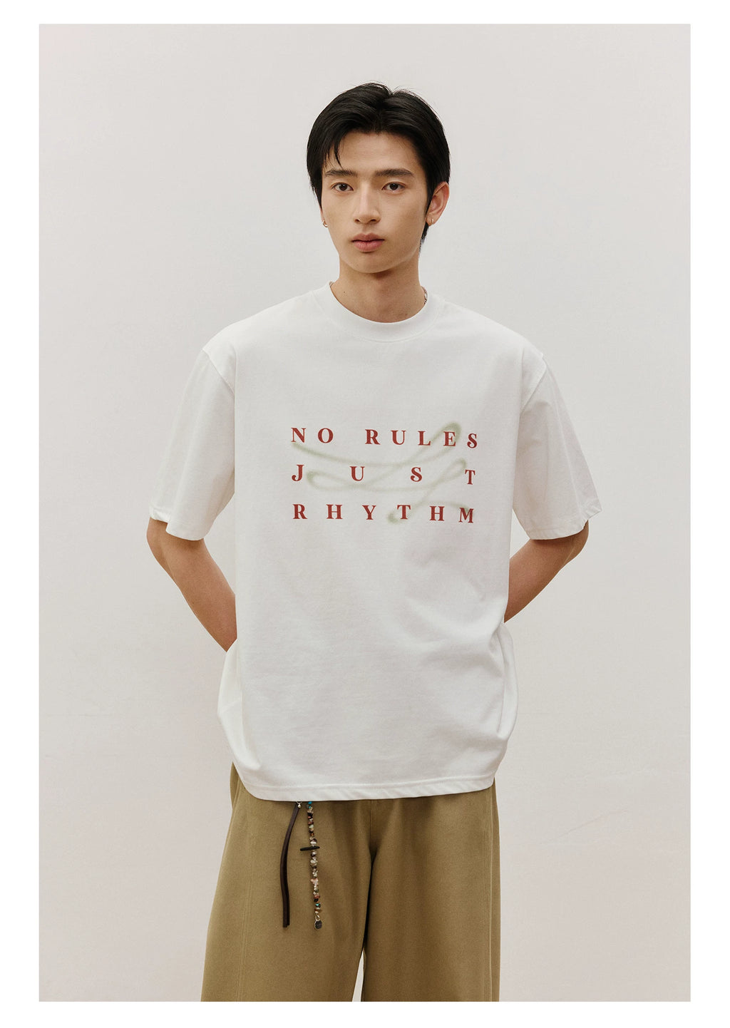 LR Cool Unreal Line Print Tee
