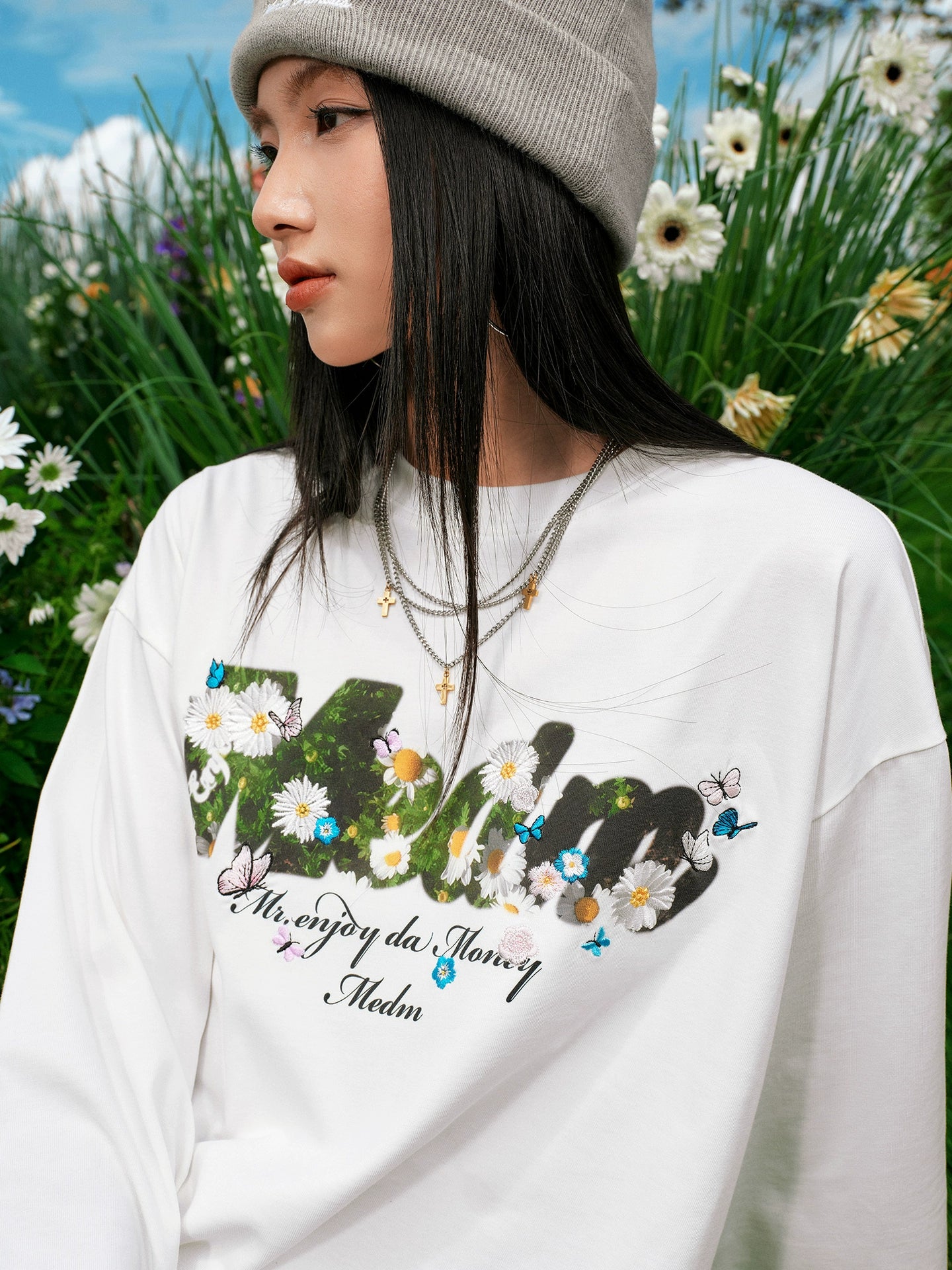 MEDM Garden Daisy Butterfly Print Casual Crew Neck Long Sleeve