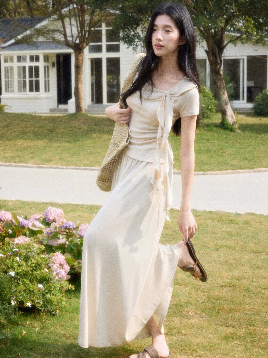 TYANG Waist Lace-up Large Lapel Streamer Slim Tee