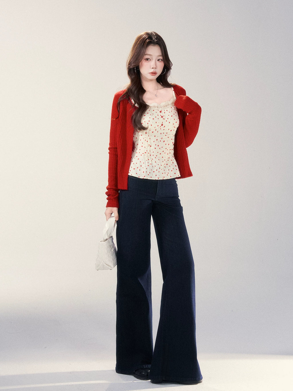 Wildberry High-rise Straight-leg Versatile Micro-flared Jeans
