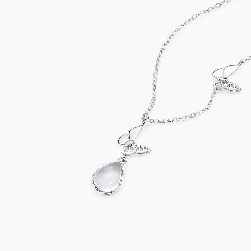 KADER Light Luxury Butterfly Weeping Dew Necklace