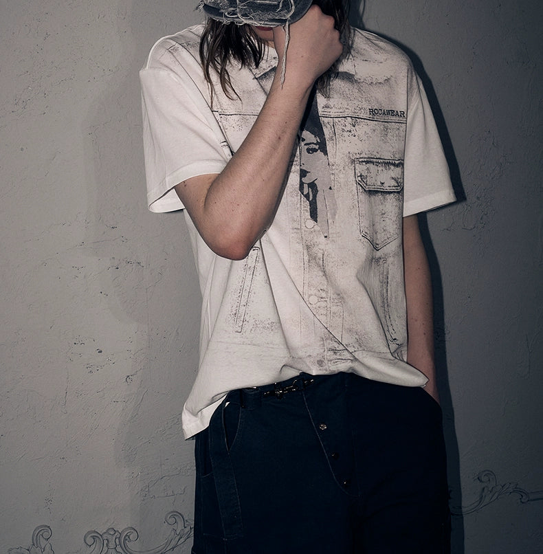 Rocawear Short and Wide Portrait Tie Printed Tee