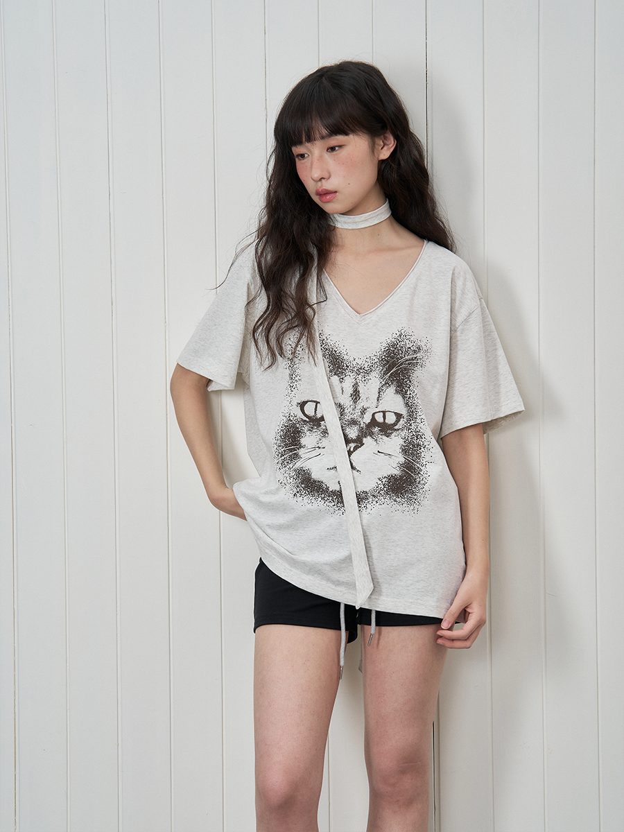 UnderStress Ink Cat Face Print Lazy Wind V Neck Tee