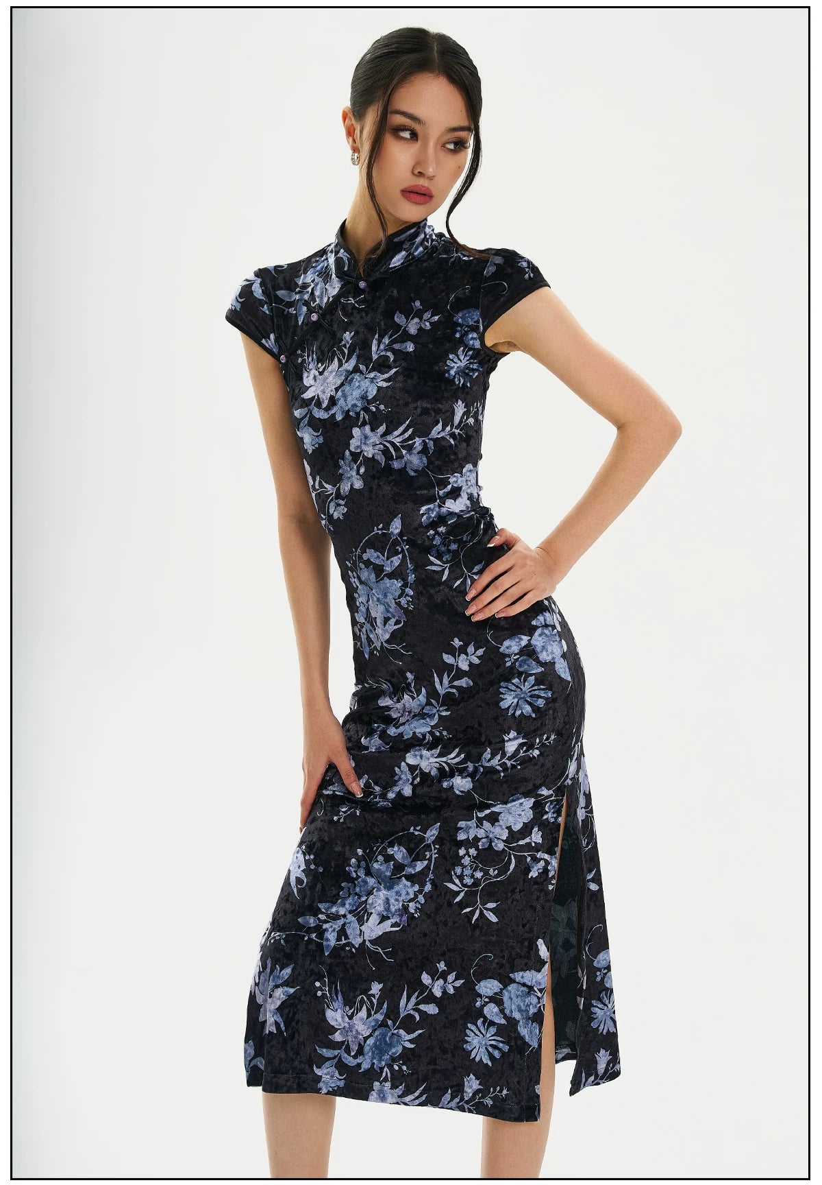 FINDYAWINGS Thin Velvet Long Split Cheongsam