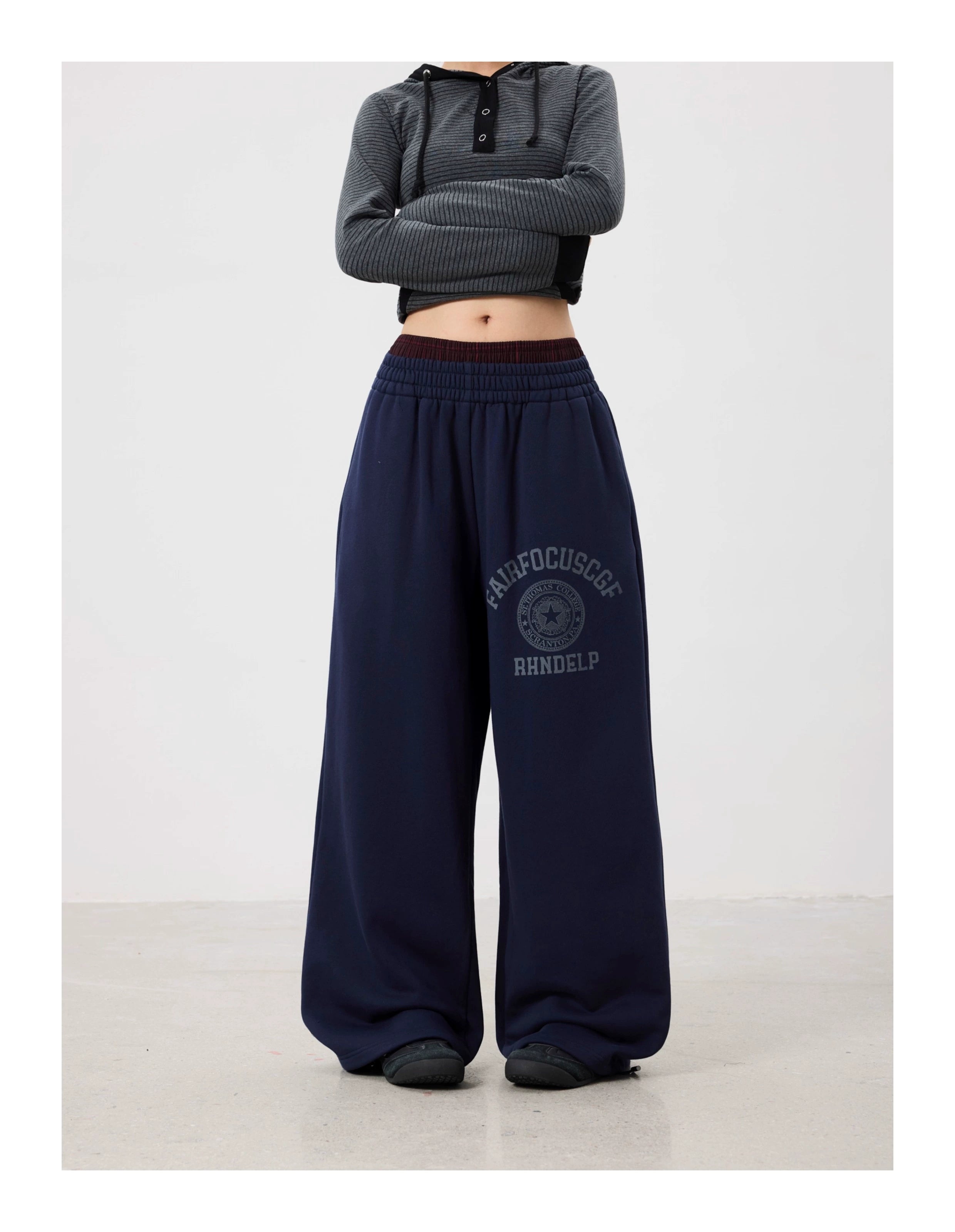 BTSG Vintage Badge Printed Sweatpants