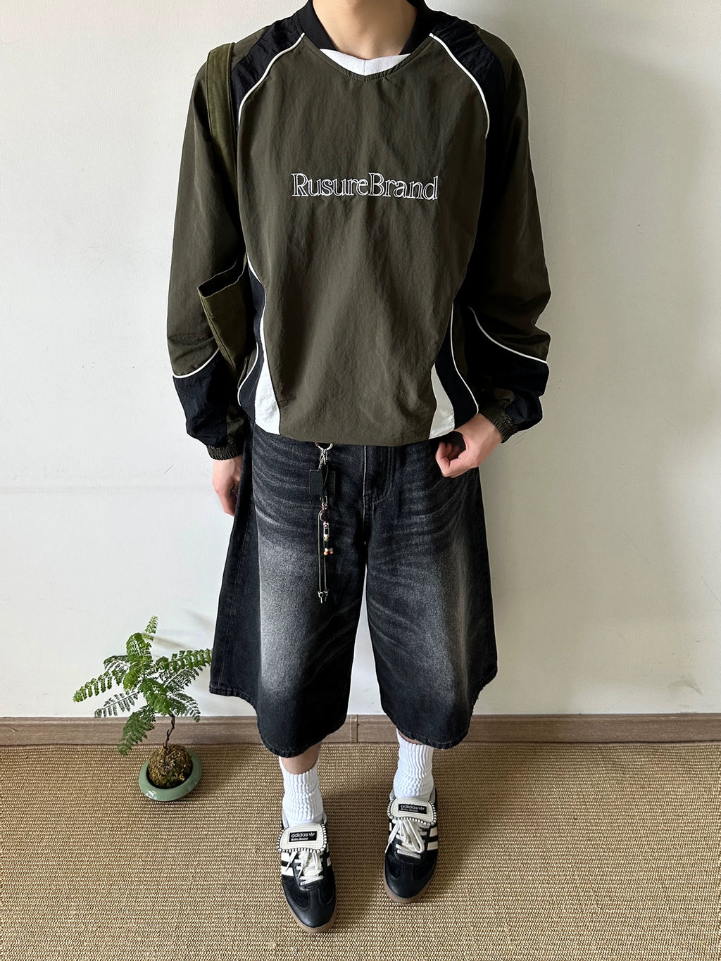 TERRAINCOGNITA Loose and Old Seven-point Denim Shorts