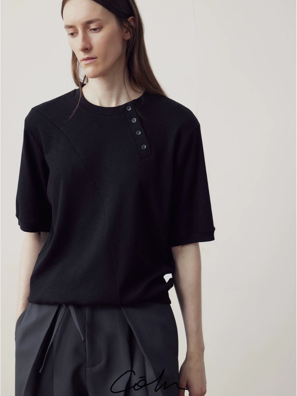 COLN Minimal Loose Slant Neck Polo Tee