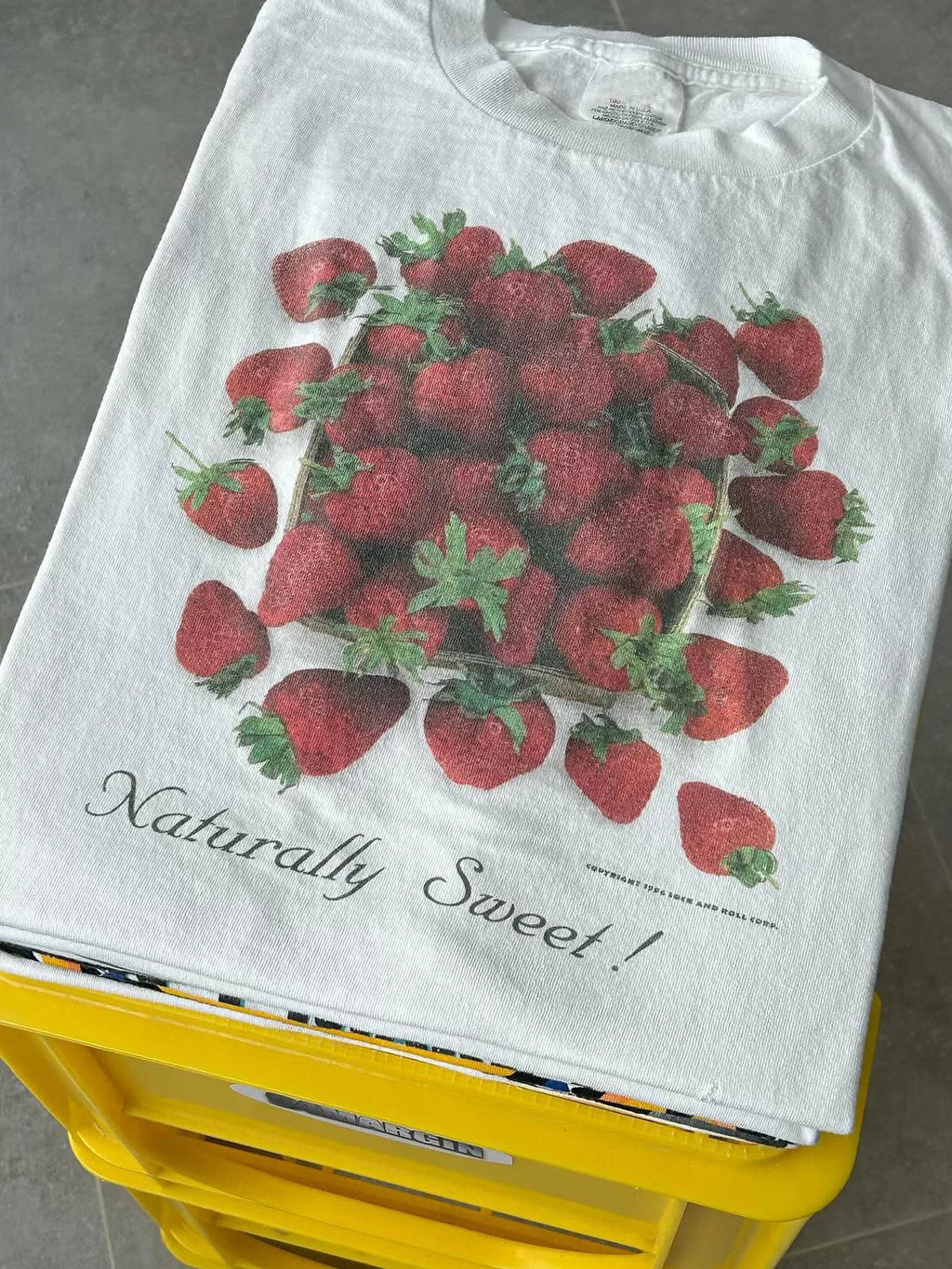 Wang Youbing Strawberry Printing Advanced Sense Casual Tee