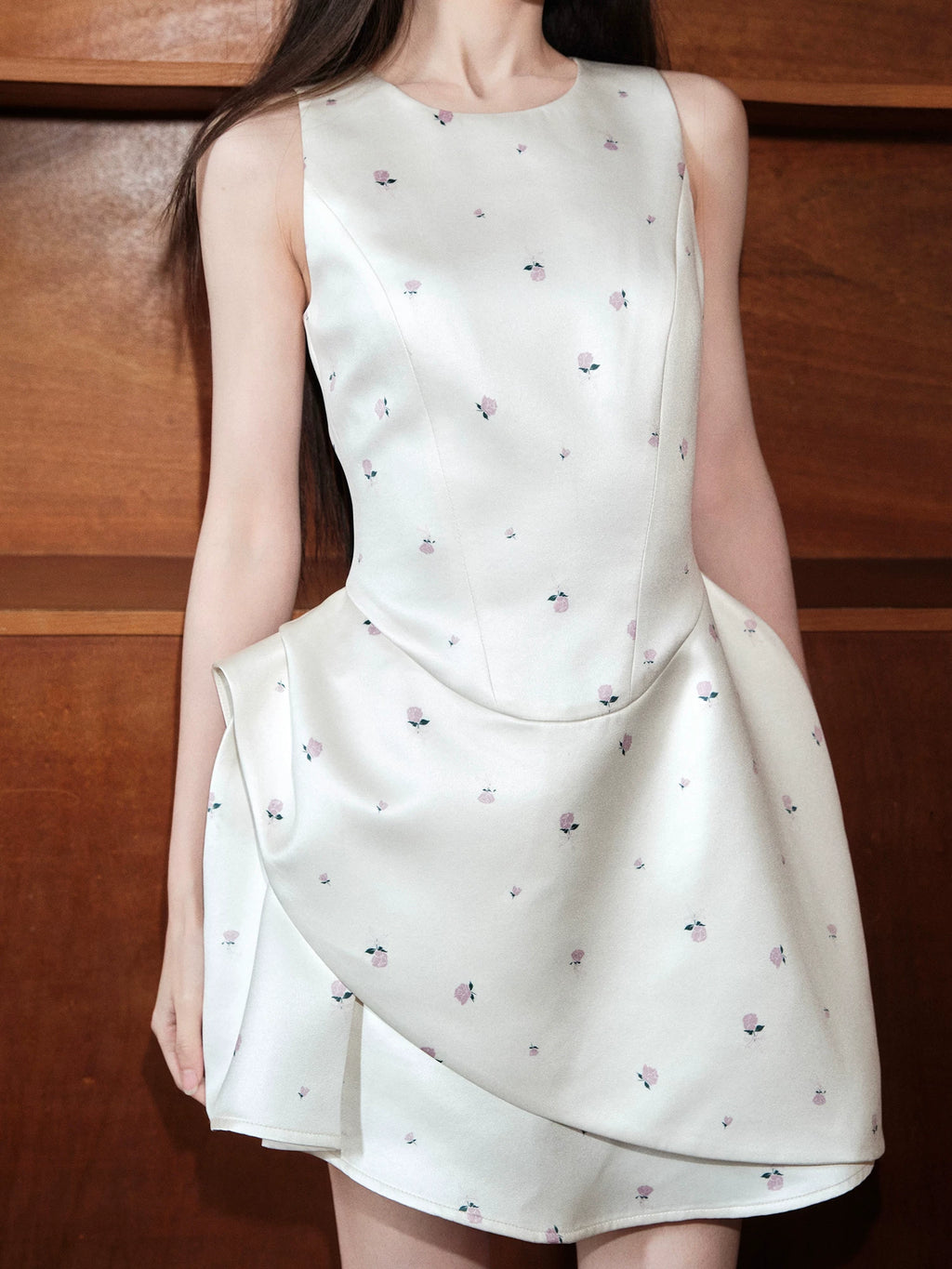 Avenement Irregular Floral Slim Dress