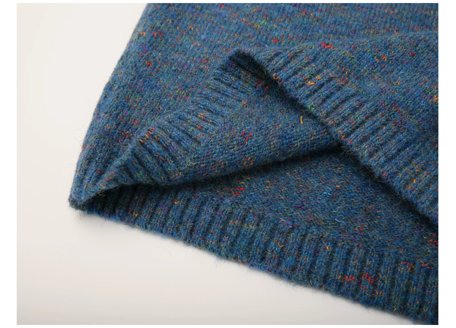 EIGHTHMONTH Vintage Jacquard V-neck Sweater