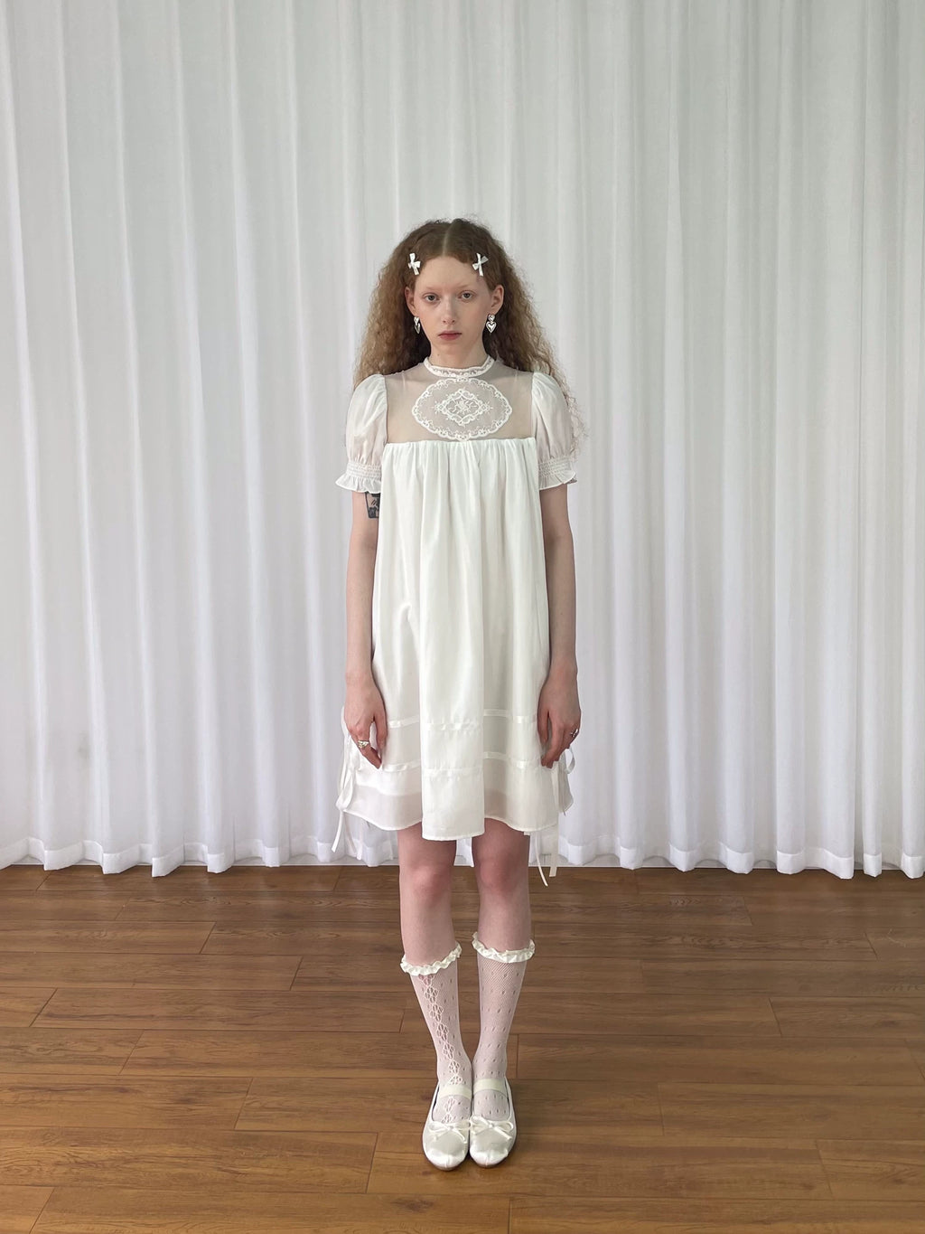 Loosesmell Lace Stitched Mesh Slim Dress