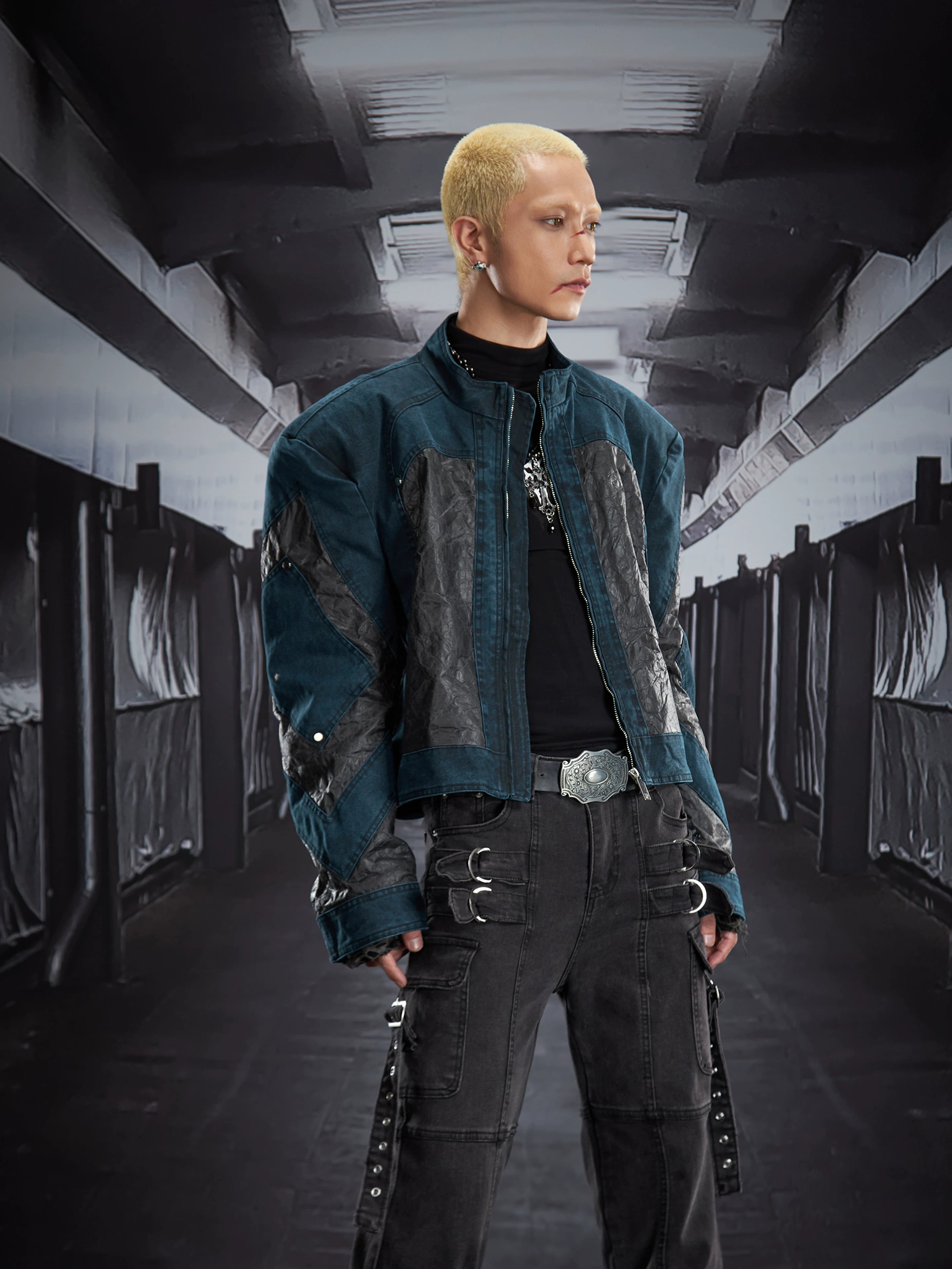 NUndefined Dark Stitching Short Loose Shoulder Padded Stand-up Collar Jacket