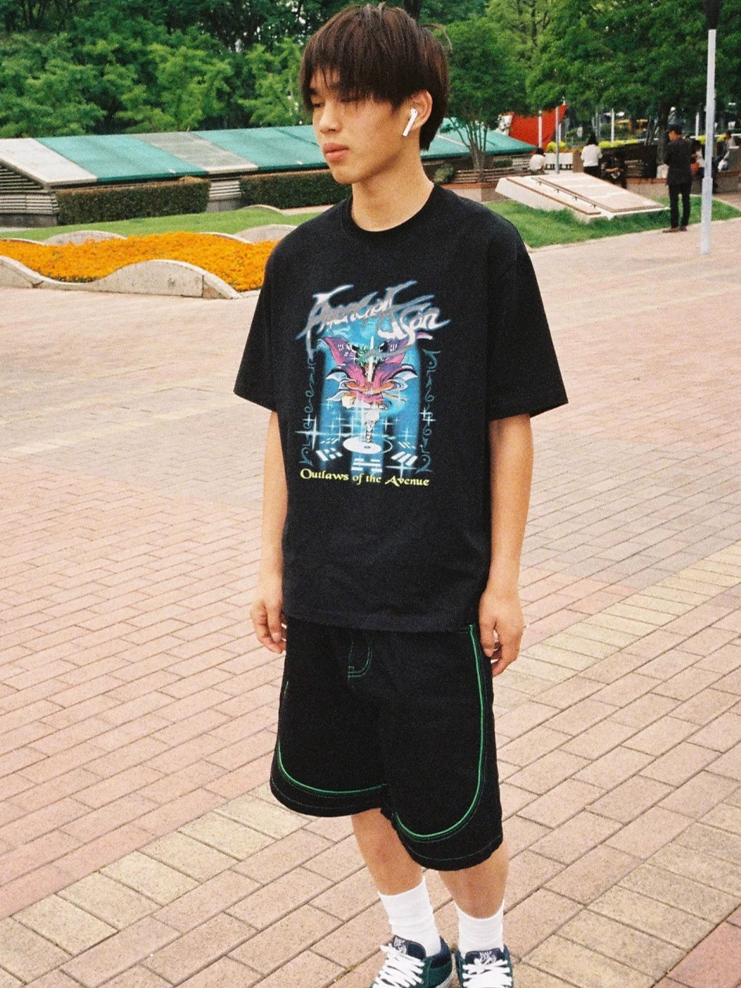 AVENUESON Water Margin Card Style Theme Printing Tee