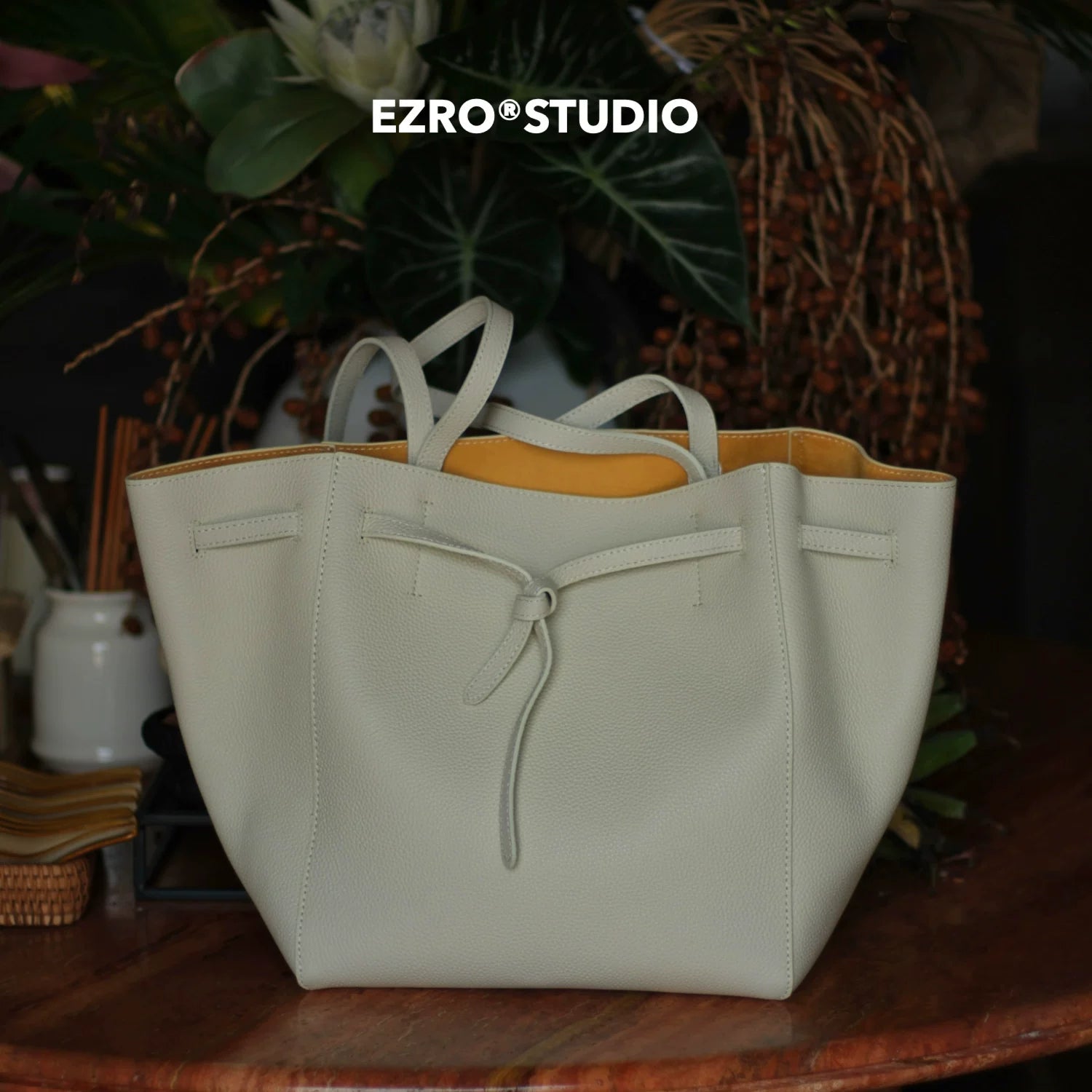 EZRO Premium Simple Large Capacity Leather Versatile Tote Bag