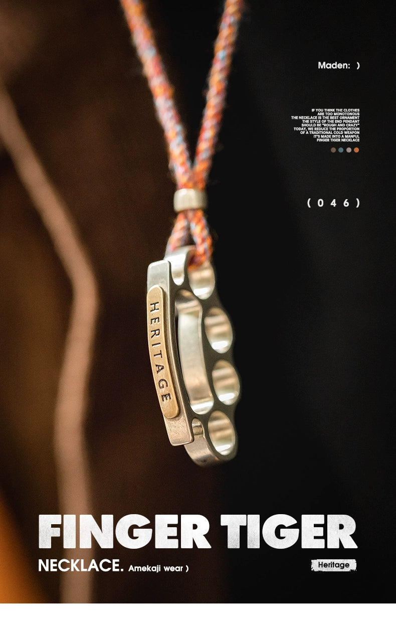 Madden Retro Boxing Finger Tiger Necklace Pendant Pendant Jewelry