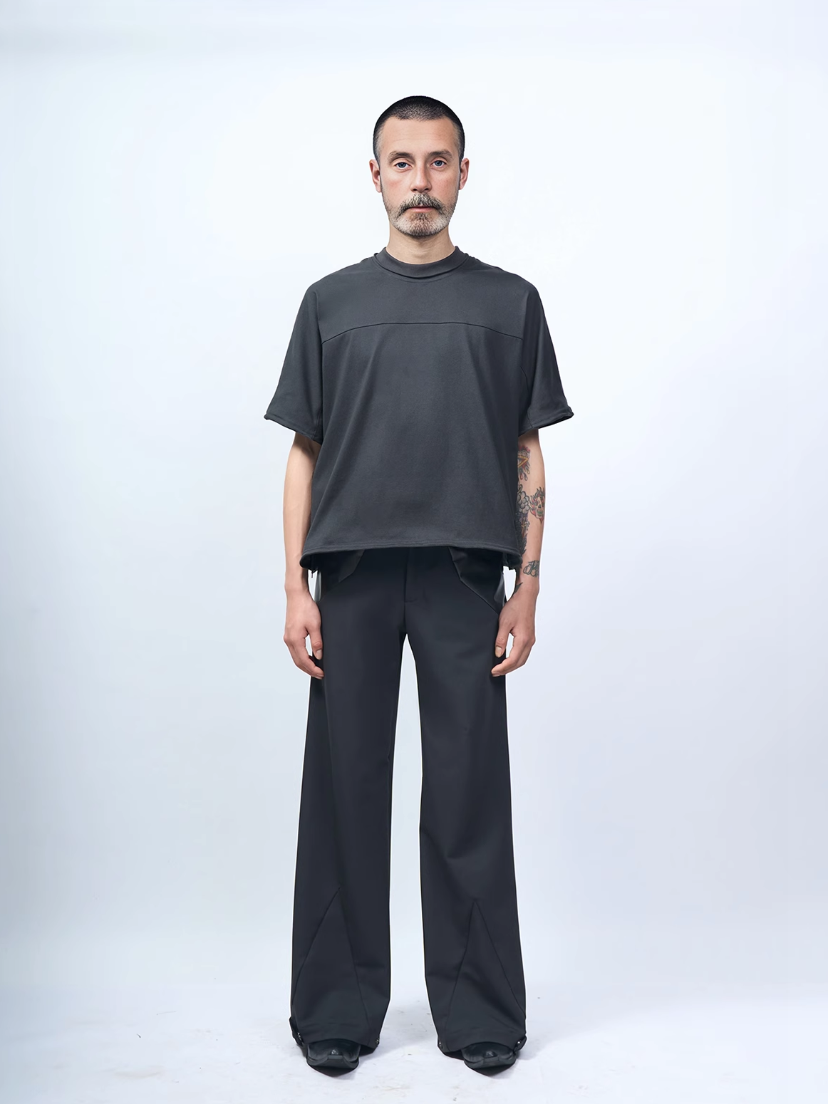 ETHEREAL PRODUCTION Deconstruction Zipper Wire Tee