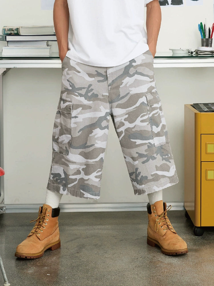 SUPERTOFU Worn Old Camouflage Twill Cropped Pants