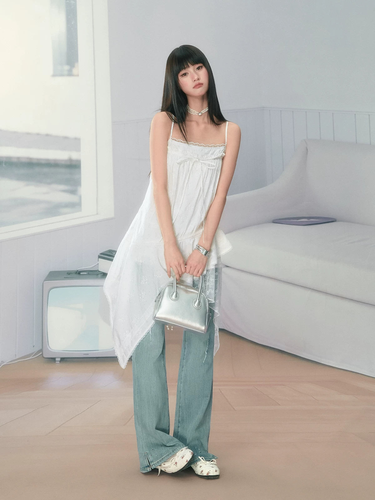 Ablueberry Floral Irregular Lace Suspender Skirt