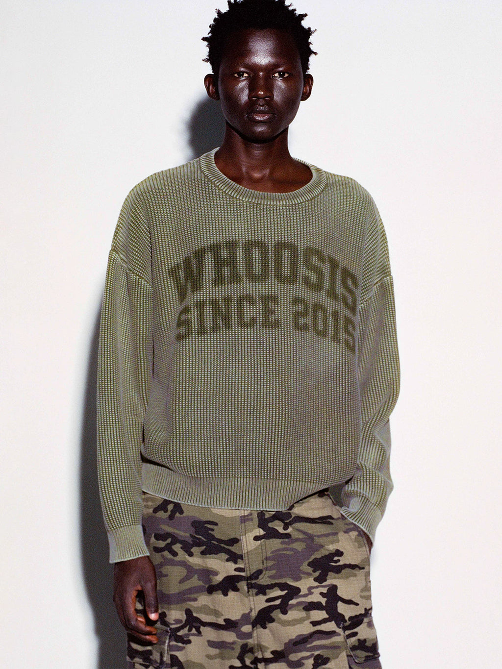 WHOOSIS Vintage Versatile Crew Neck Sweater