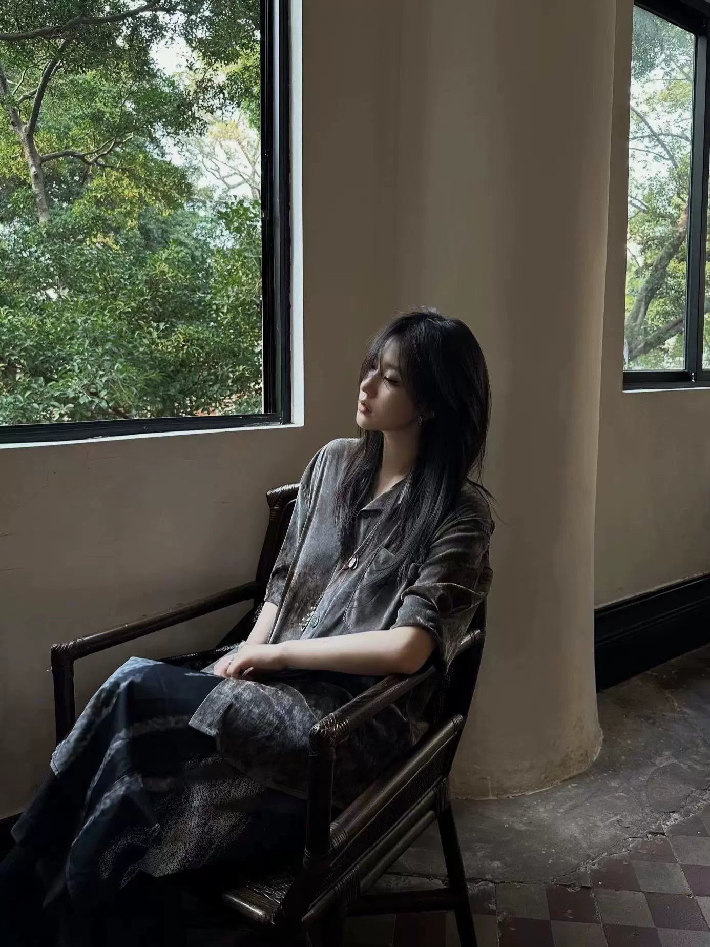 NOT UGLY Velvet Premium Textured Double-pleated Short Sleeve Shirt