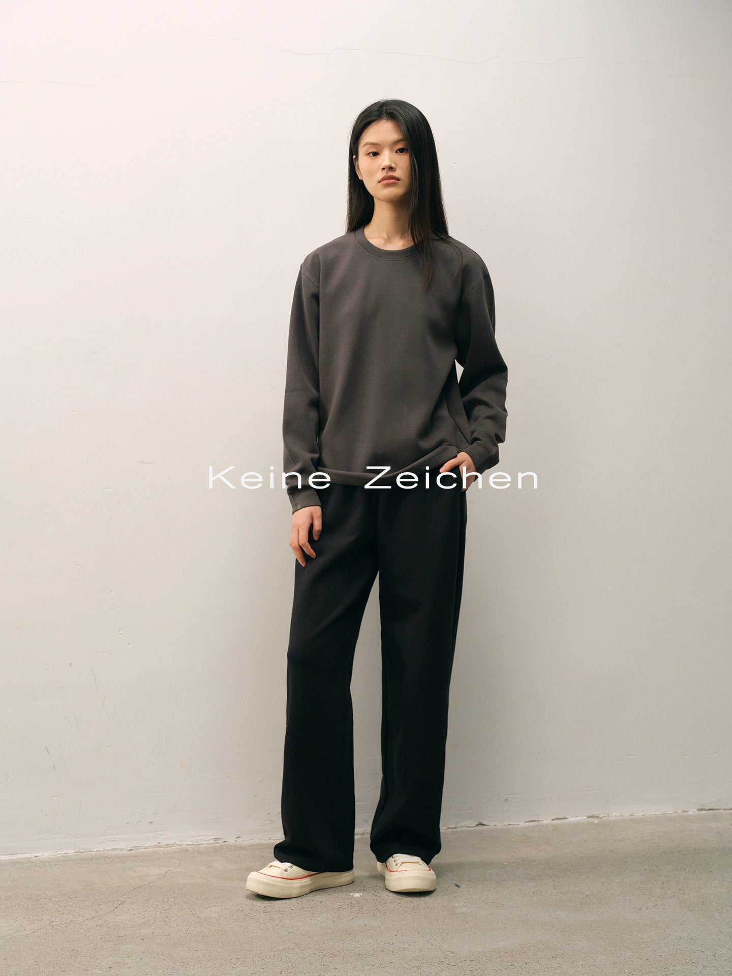 NO LOGO Soft Waxy Silky Smooth Base Loose Long Sleeves