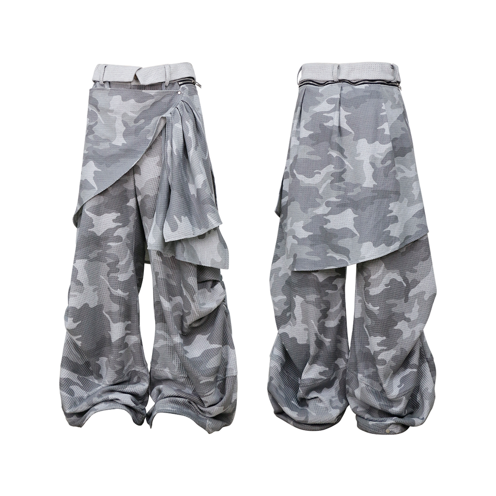 RELABEL Camouflage Loose-cut Wrinkled Slacks