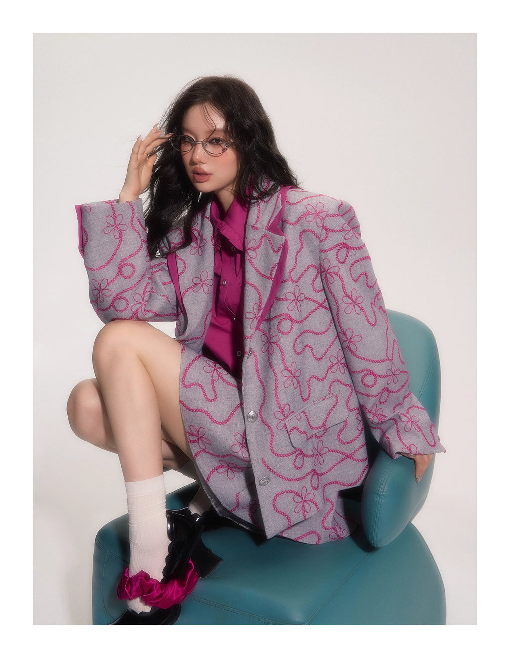 SASSY MOODY Silhouette Loose Suit Suit