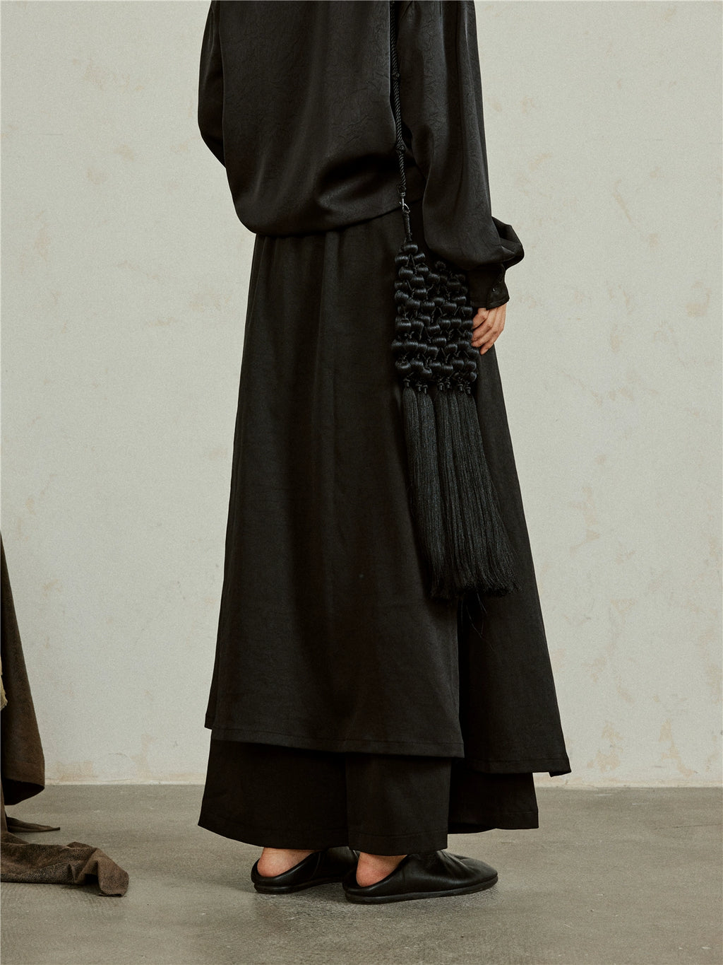 SUNYVONNE Irregular Loose and Elegant Trouser Skirt