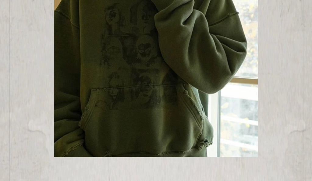 KONOOT Do Old Portrait Print Hooded Sweater
