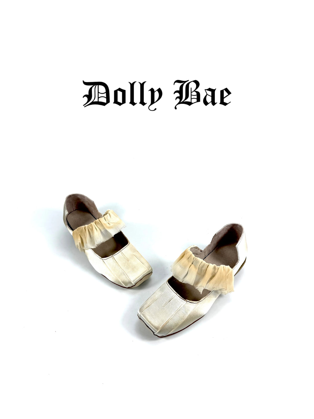 Dollybae Vintage Lace Round Heel Pleated Satin Shoes