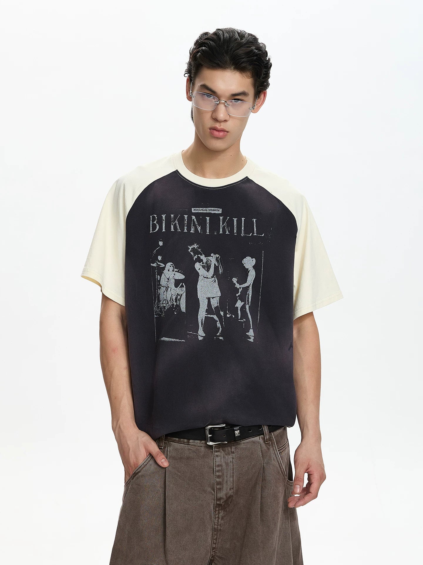 A PUEE Vintage Portrait Printed Ragged Sleeve Tee