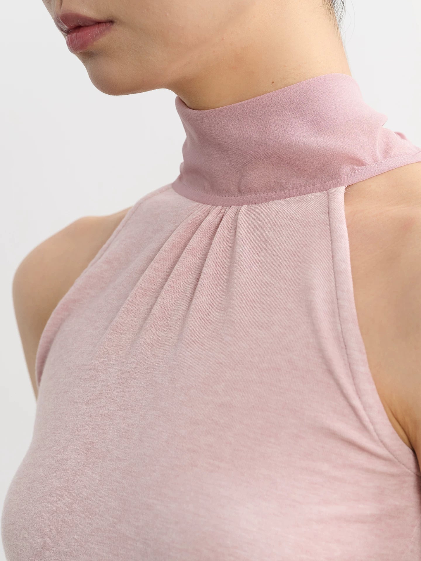 LINY LIBERTY Simple and Relaxed High Elastic Neck Vest