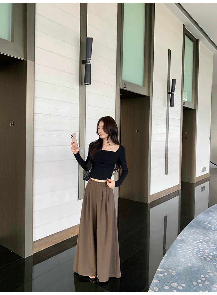 Pusumede Square Neck Short Slim Sleeve
