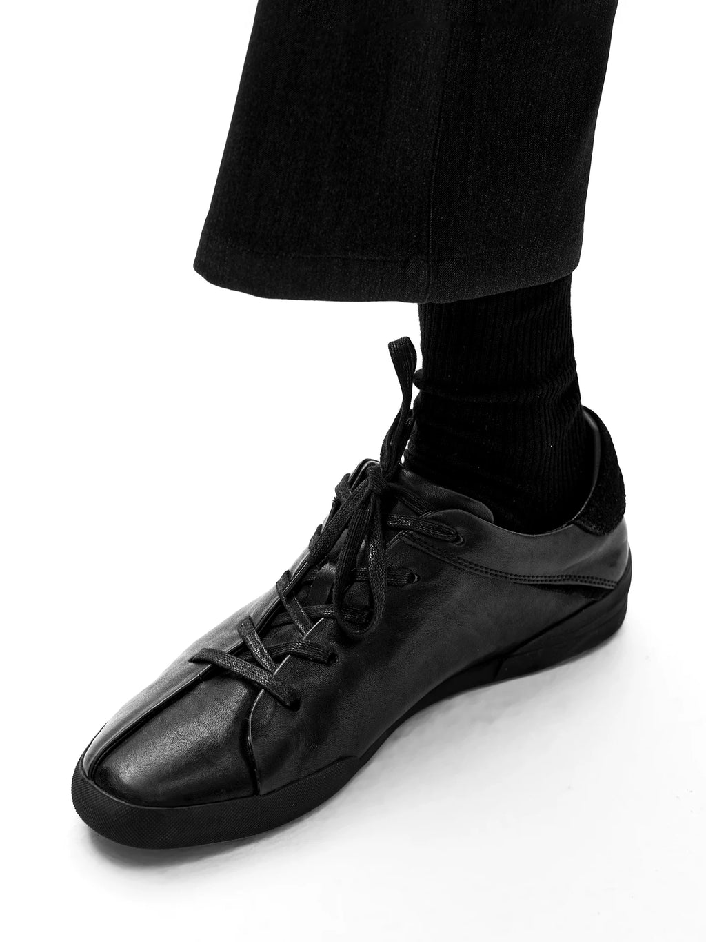 Slight Vogue Pleated Cut Flat Casual Leather Shoes