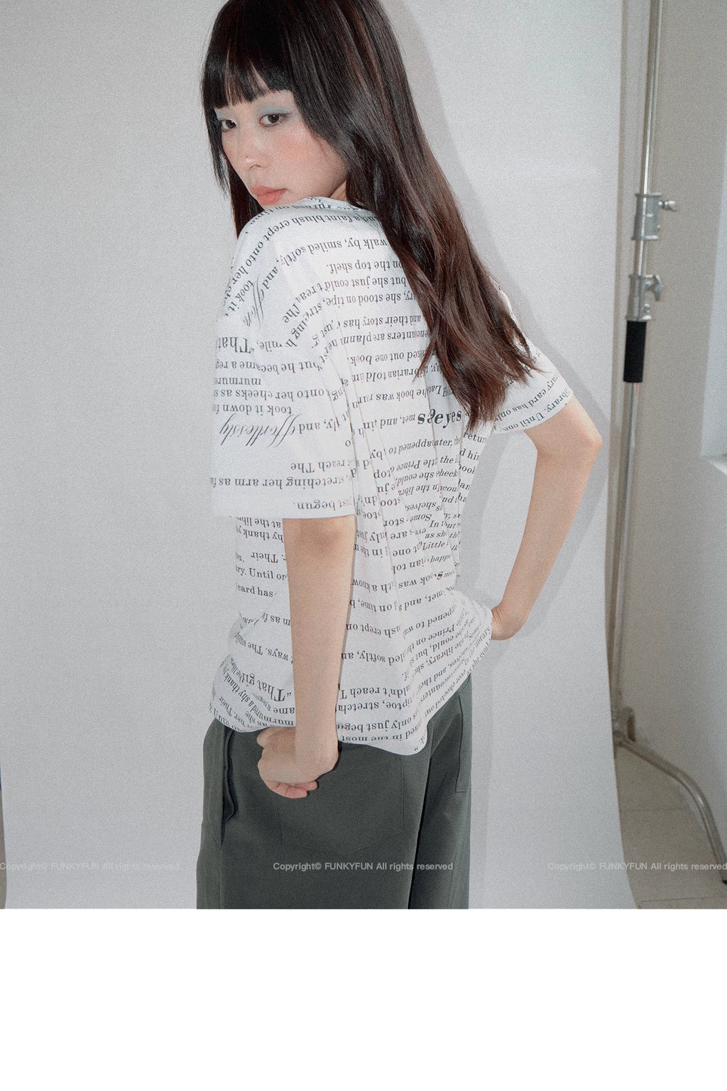 FUNKYFUN Full Print Poster Text Loose Casual Tee