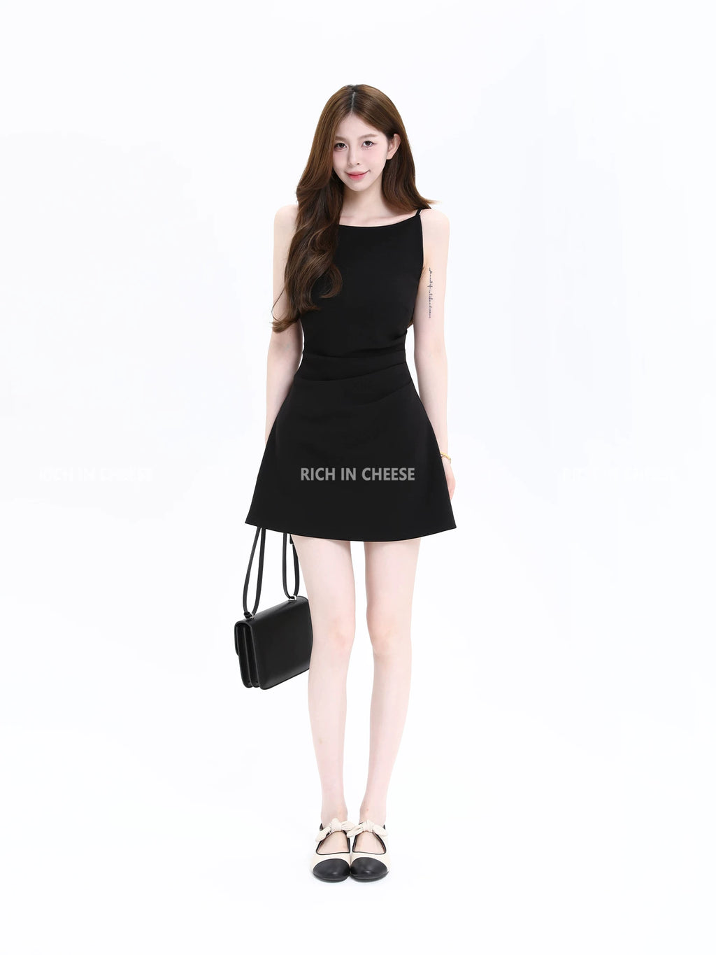 RICH IN CHEESE Temperament Pleated Slim-fit Knitted Dress