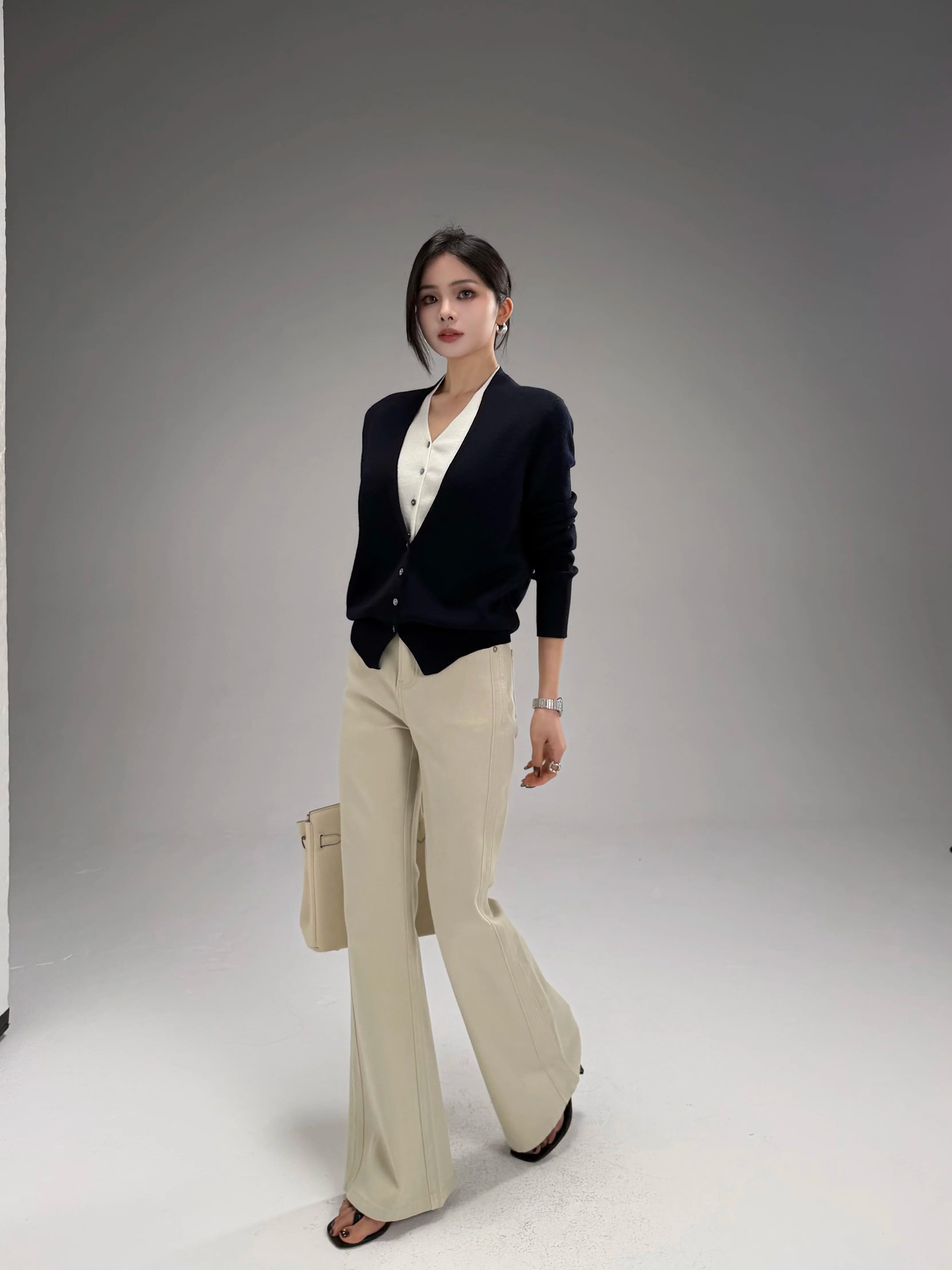 CHUYUQI Contrasting Color Waist Fake Two-piece Knitted Cardigan
