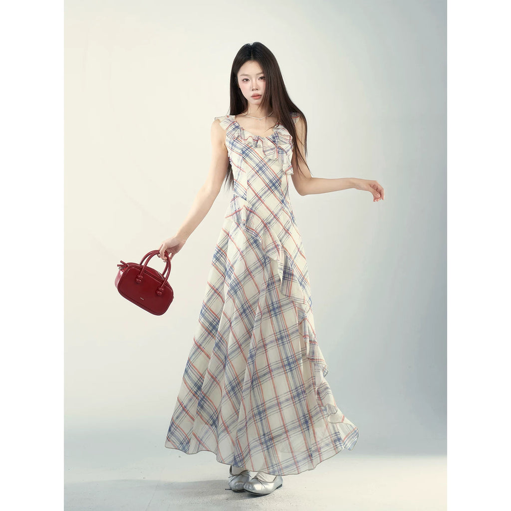 Wildberry V Neck Plaid Waist Dress