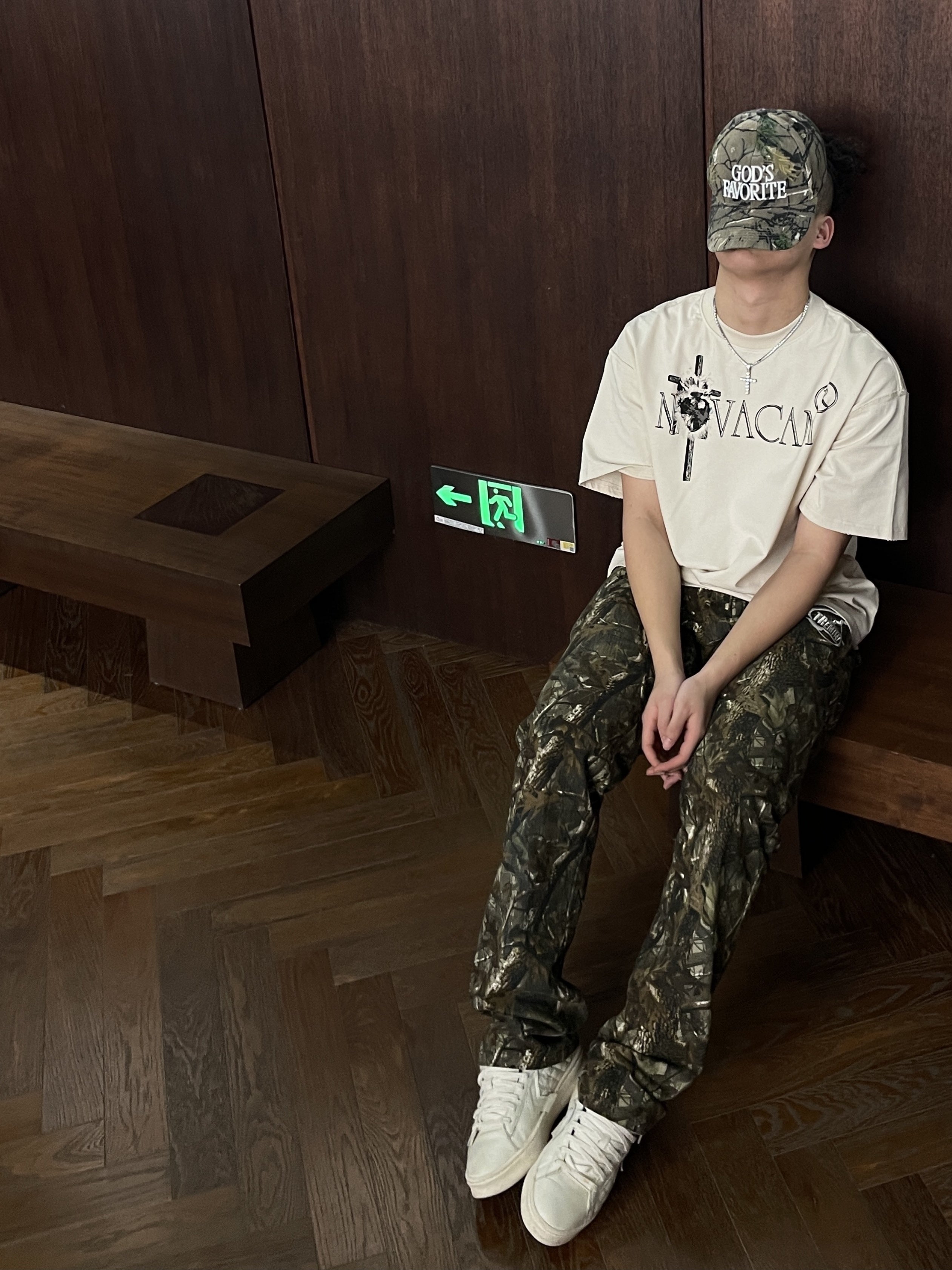 NOVACAM PREMUIM H3ART Tee