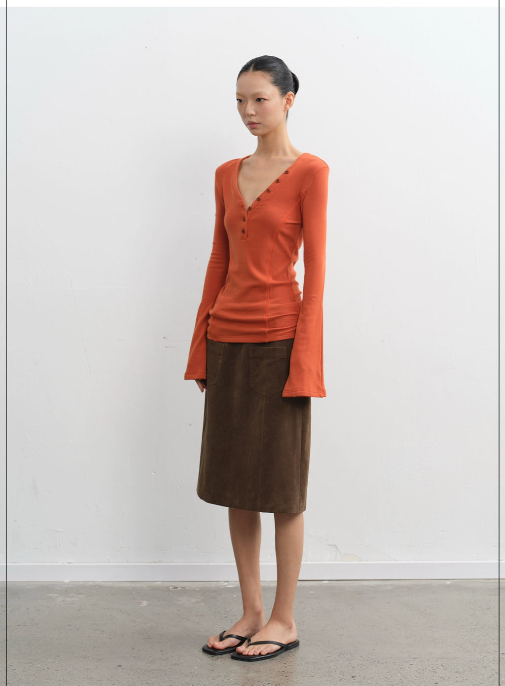 LINY LIBERTY Vintage Classic V-Neck Slim Sleeve