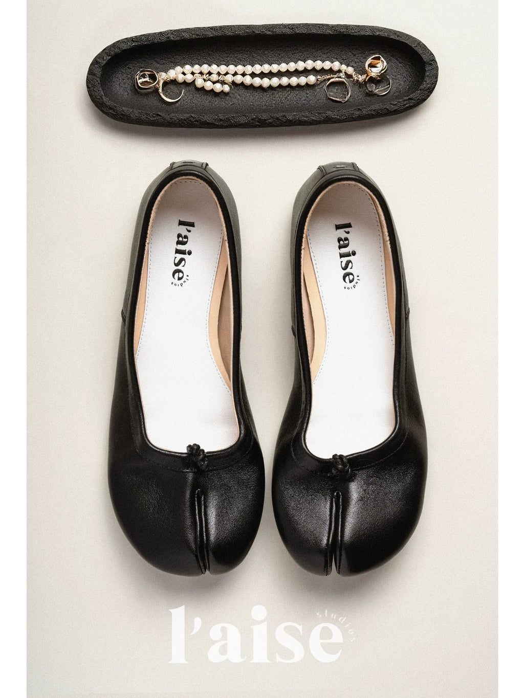 L'aise Flat-bottomed Light-mouth Split-toe Shoes