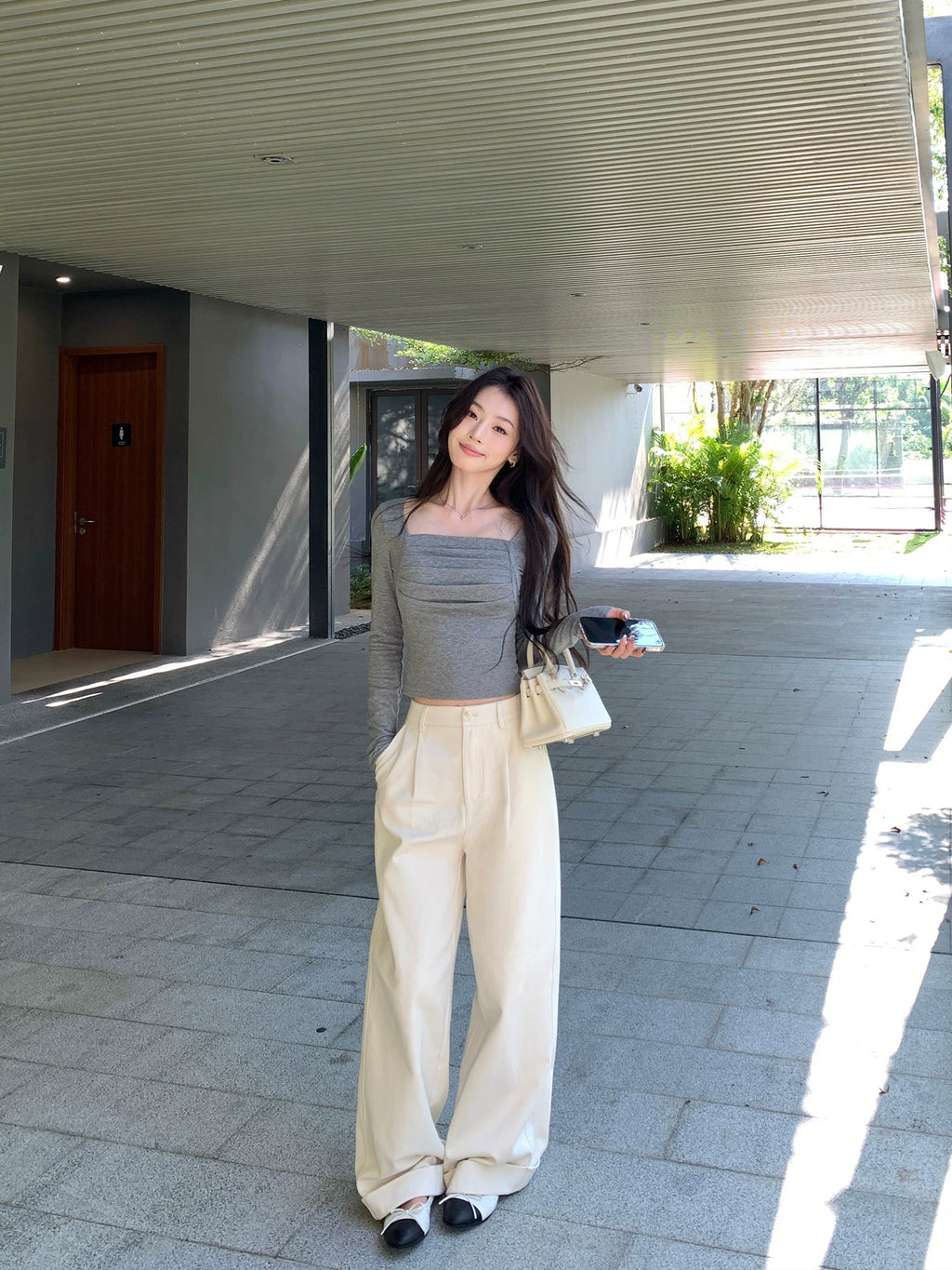 Pusumede Square Neck Short Slim Sleeve