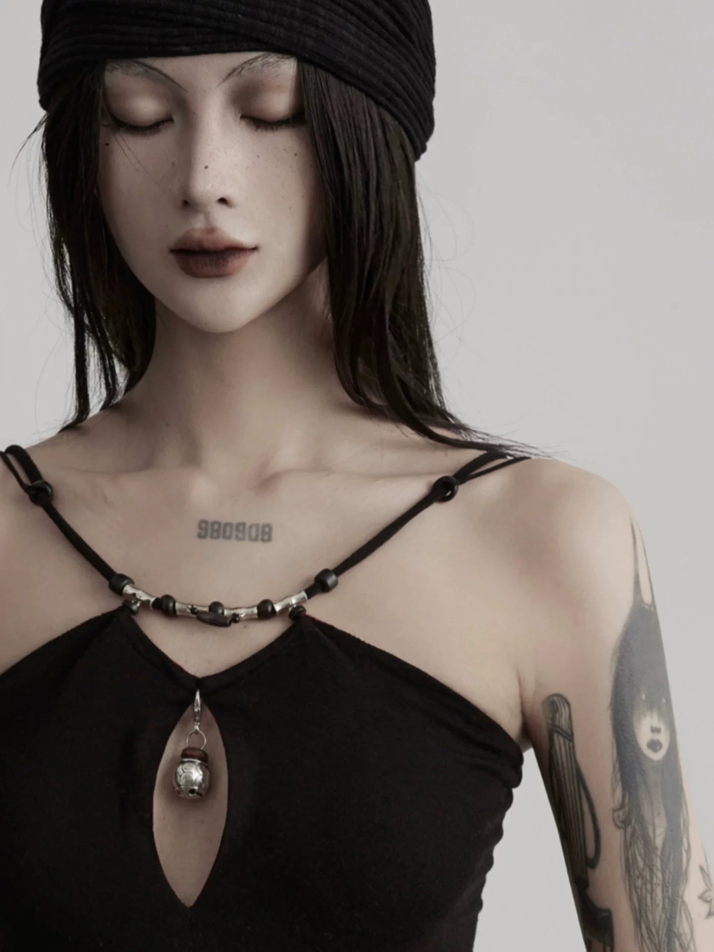 INDULGE Neckchain Slim Sling