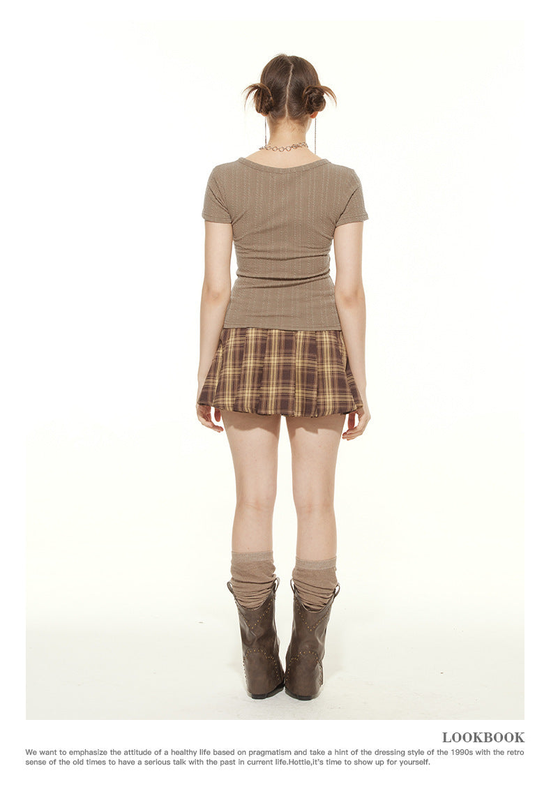 Nariele Embroidered Round Neck Breasted Slim-fitting Short Tee