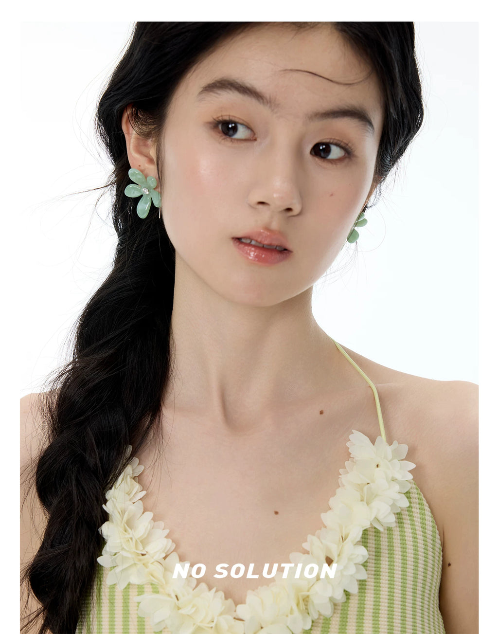 NO SOLUTION Magnolia Niche Earrings