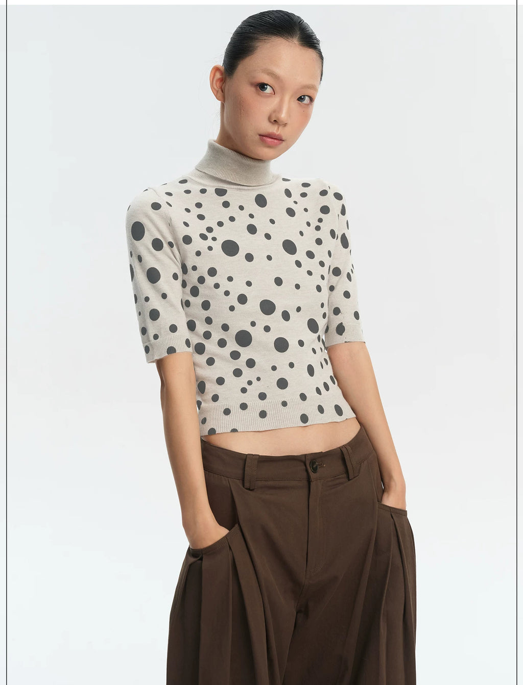 LINY LIBERTY Vintage Irregular Polka Dot Print Turtleneck Tee
