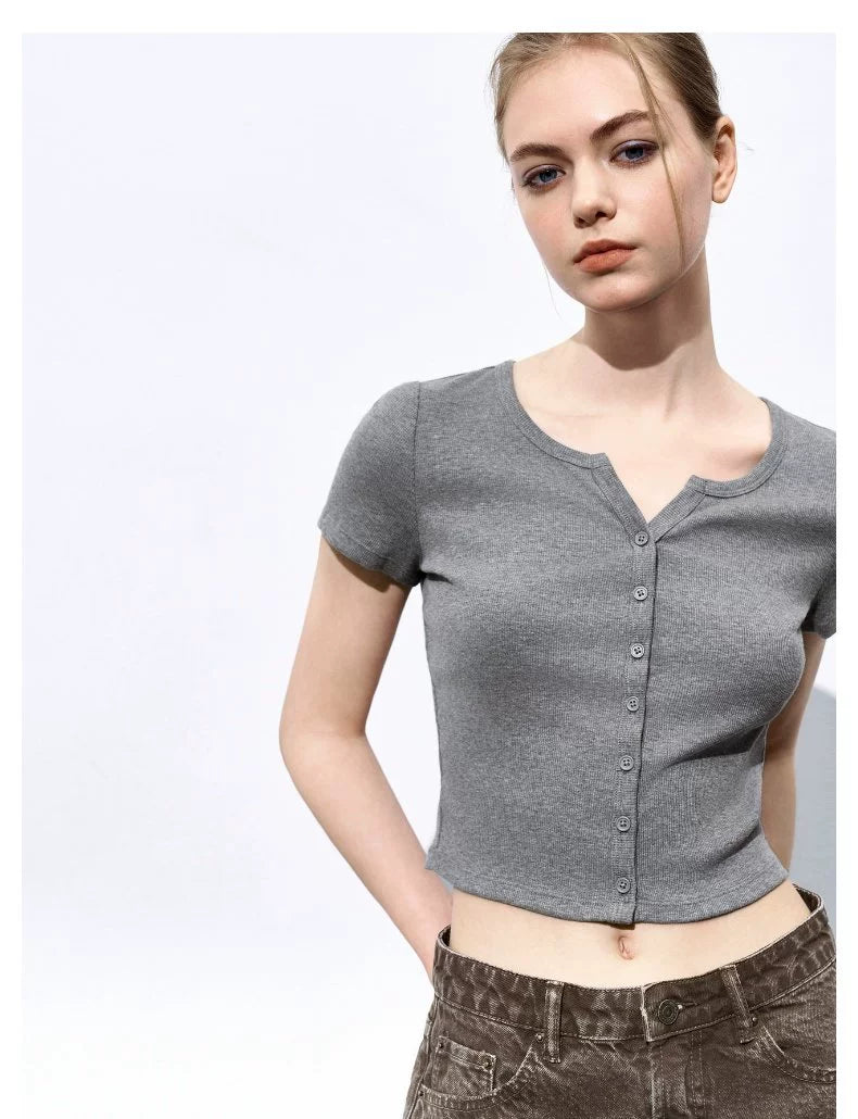 URBAN REVIVO Simple Versatile Button Slim Tee