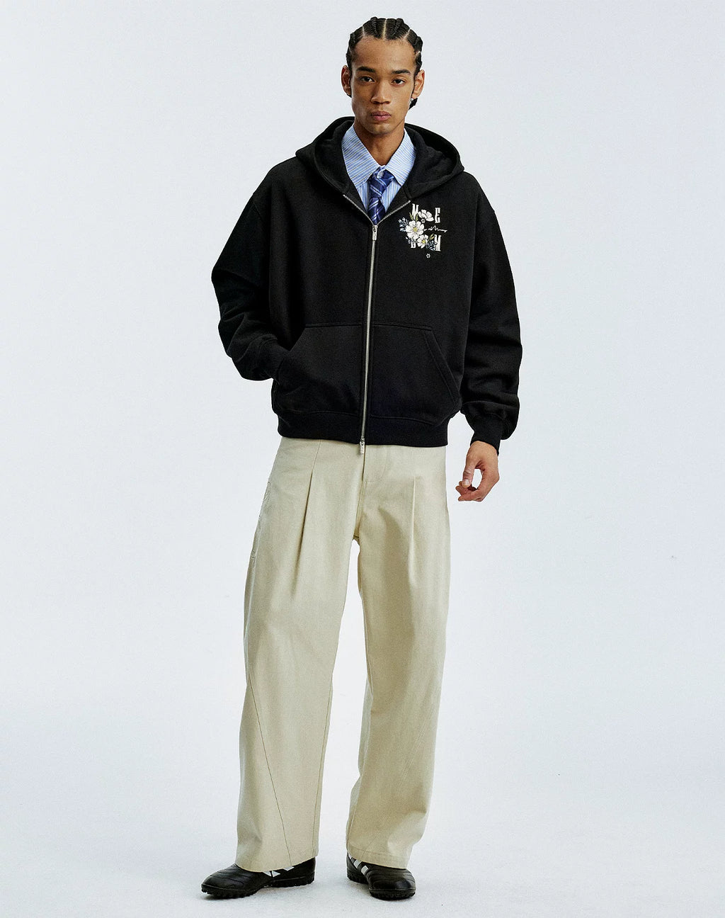 MEDM Flower Letter Embroidered Casual Zip Sweater