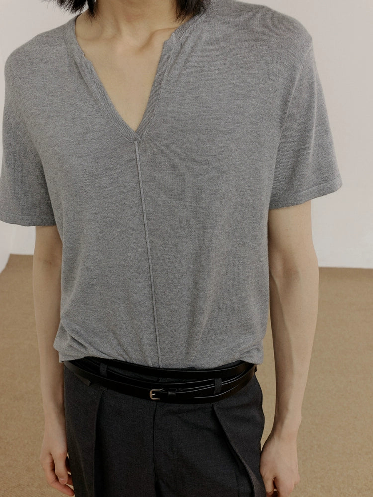 COLN Casual Slack V-neck Knitted Tee