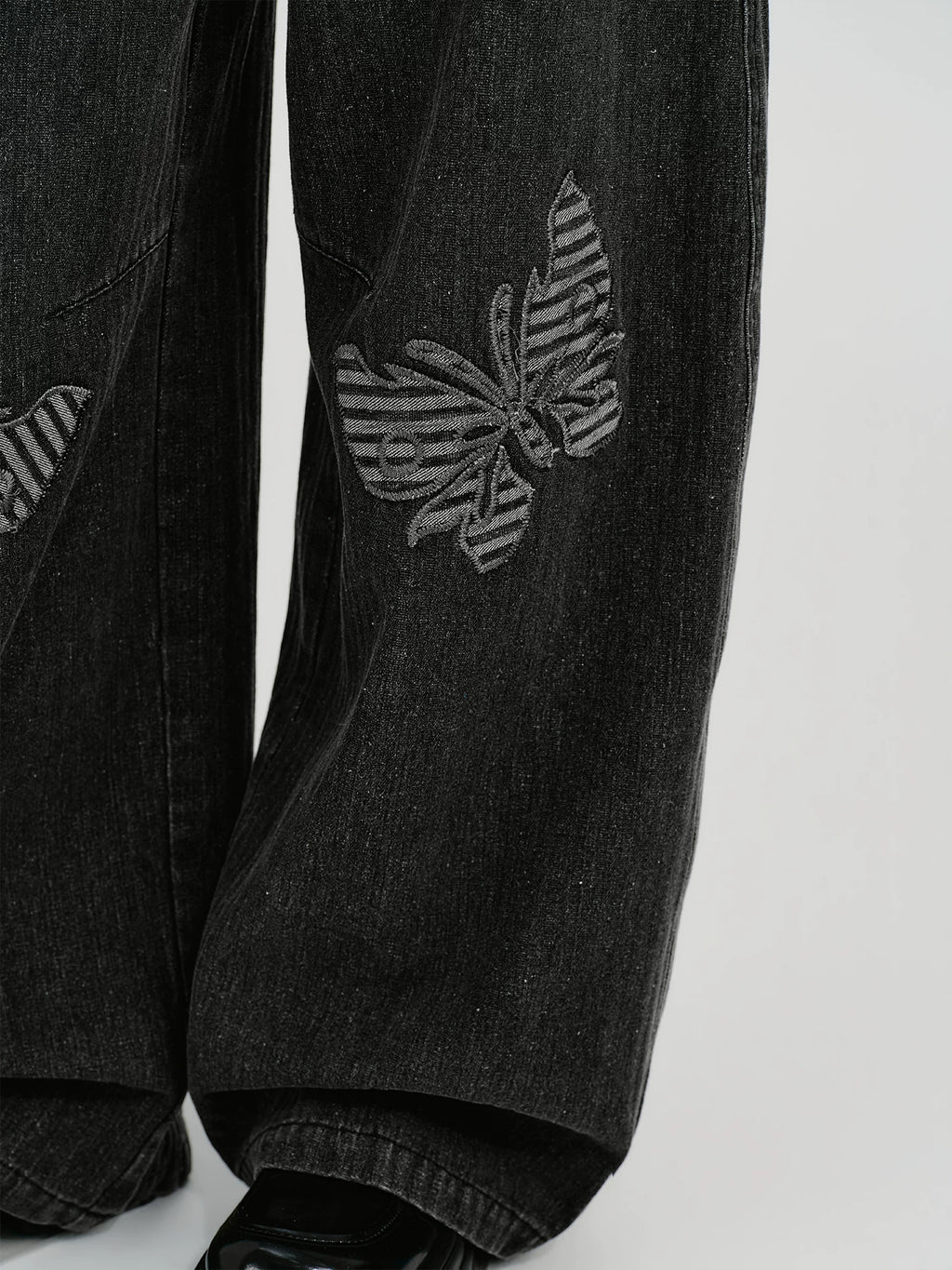 Girlyhalo Vintage Patch Embroidered Straight Jeans